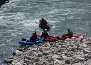  卡斯特拉讷的皮划艇筏 